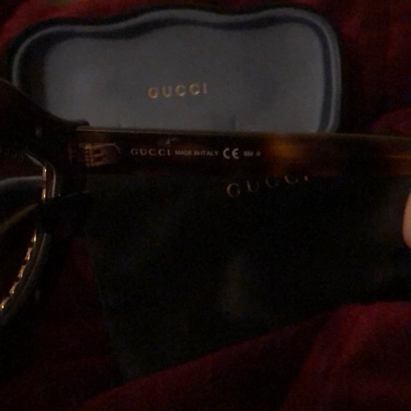 Gucci glasses very good condition